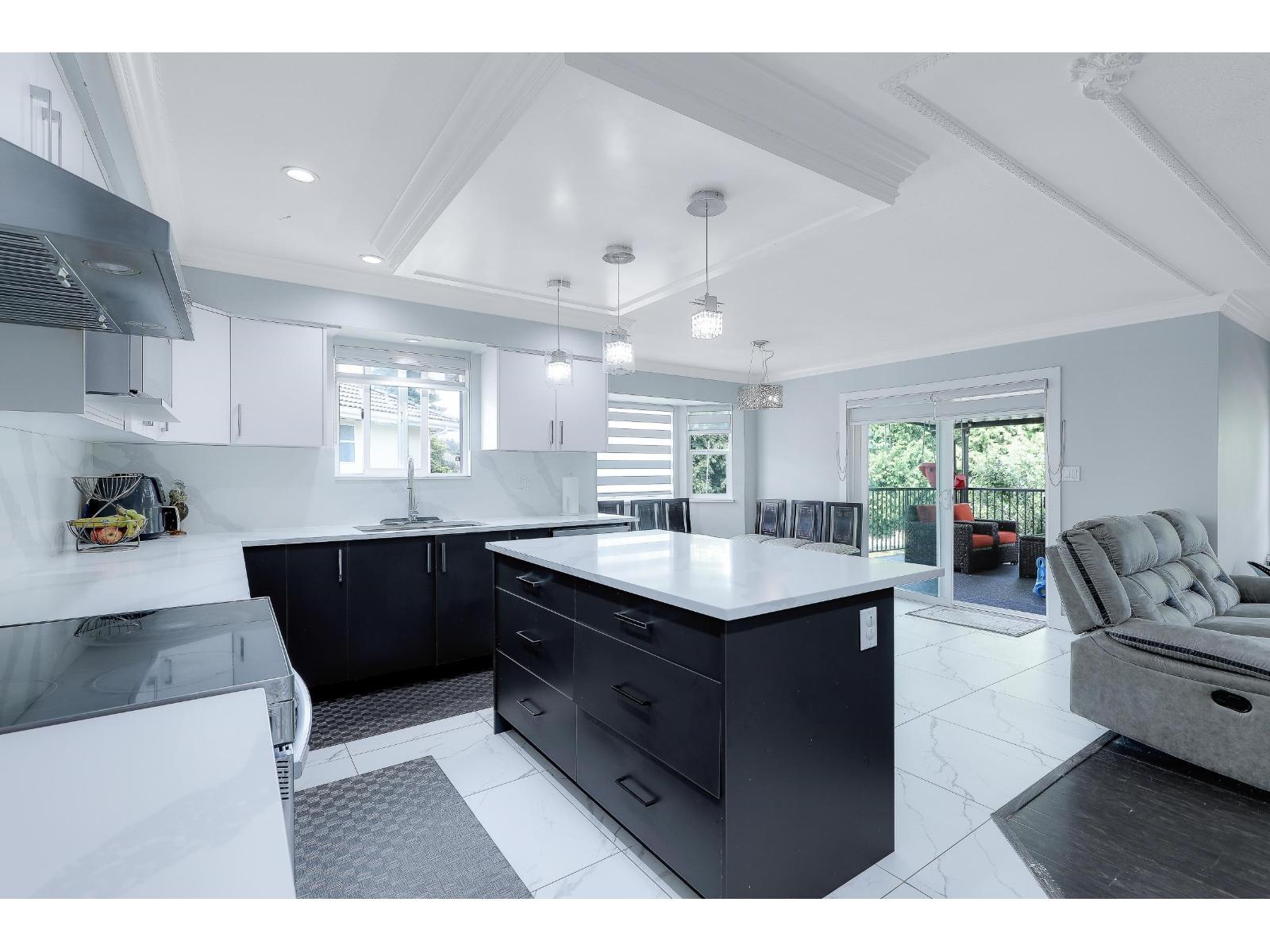 7595 122a Street, Surrey, British Columbia  V3W 0K7 - Photo 6 - R3018556