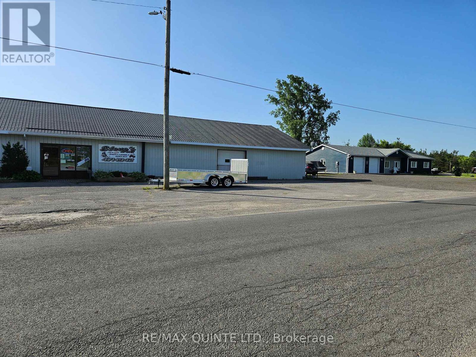 7 Clarke Road, Prince Edward County, Ontario  K0K 2T0 - Photo 5 - X12242134