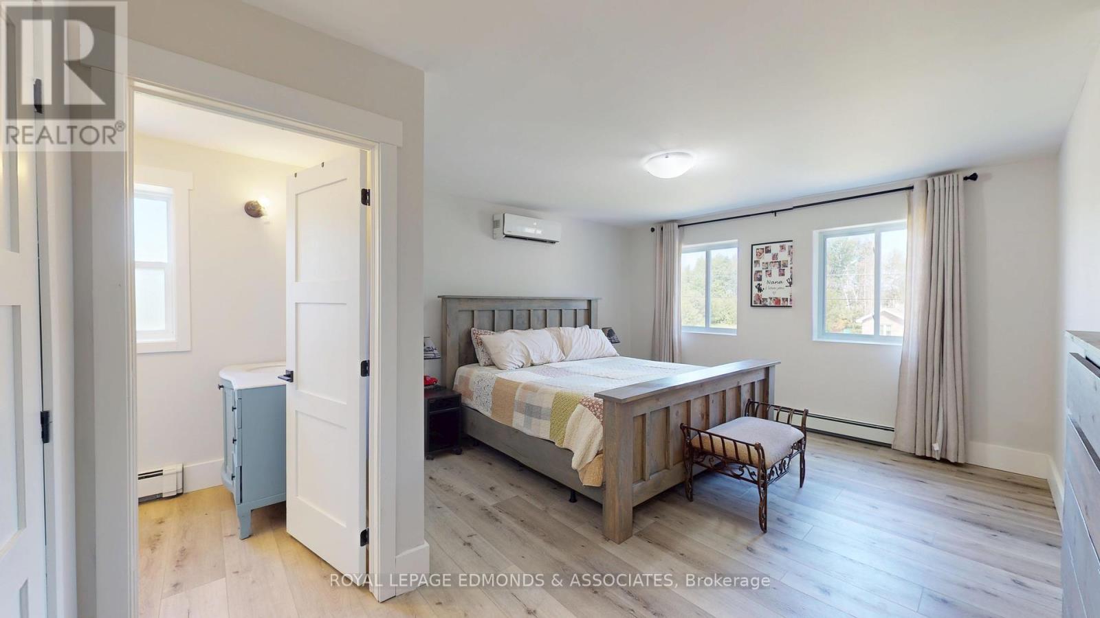 12 Cardel Street, Whitewater Region, Ontario  K0J 1C0 - Photo 37 - X12242158