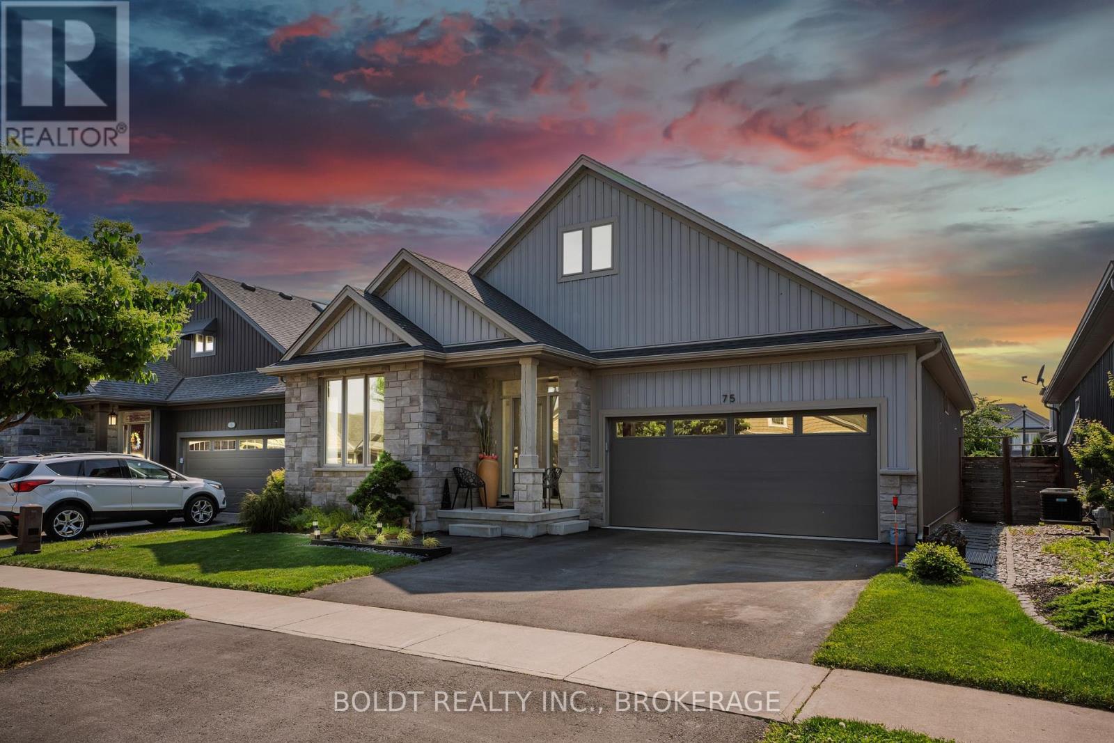 Property at 75 PARKSIDE DRIVE image 1
