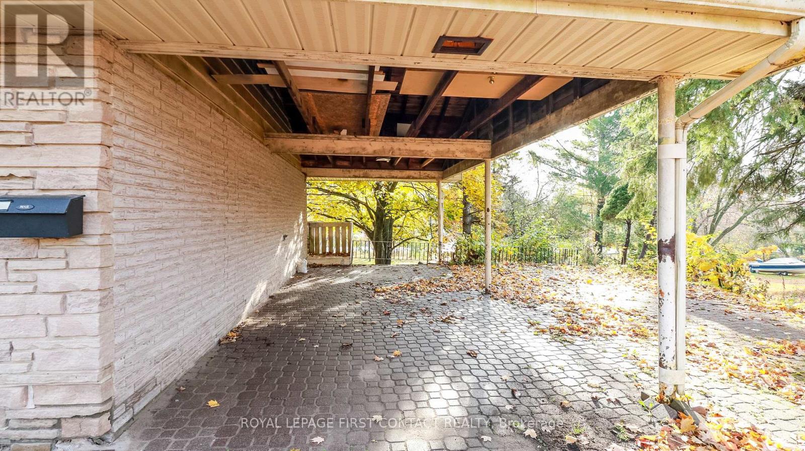 18 Kennedy Drive, Kawartha Lakes, Ontario  K0M 1N0 - Photo 3 - X12241946