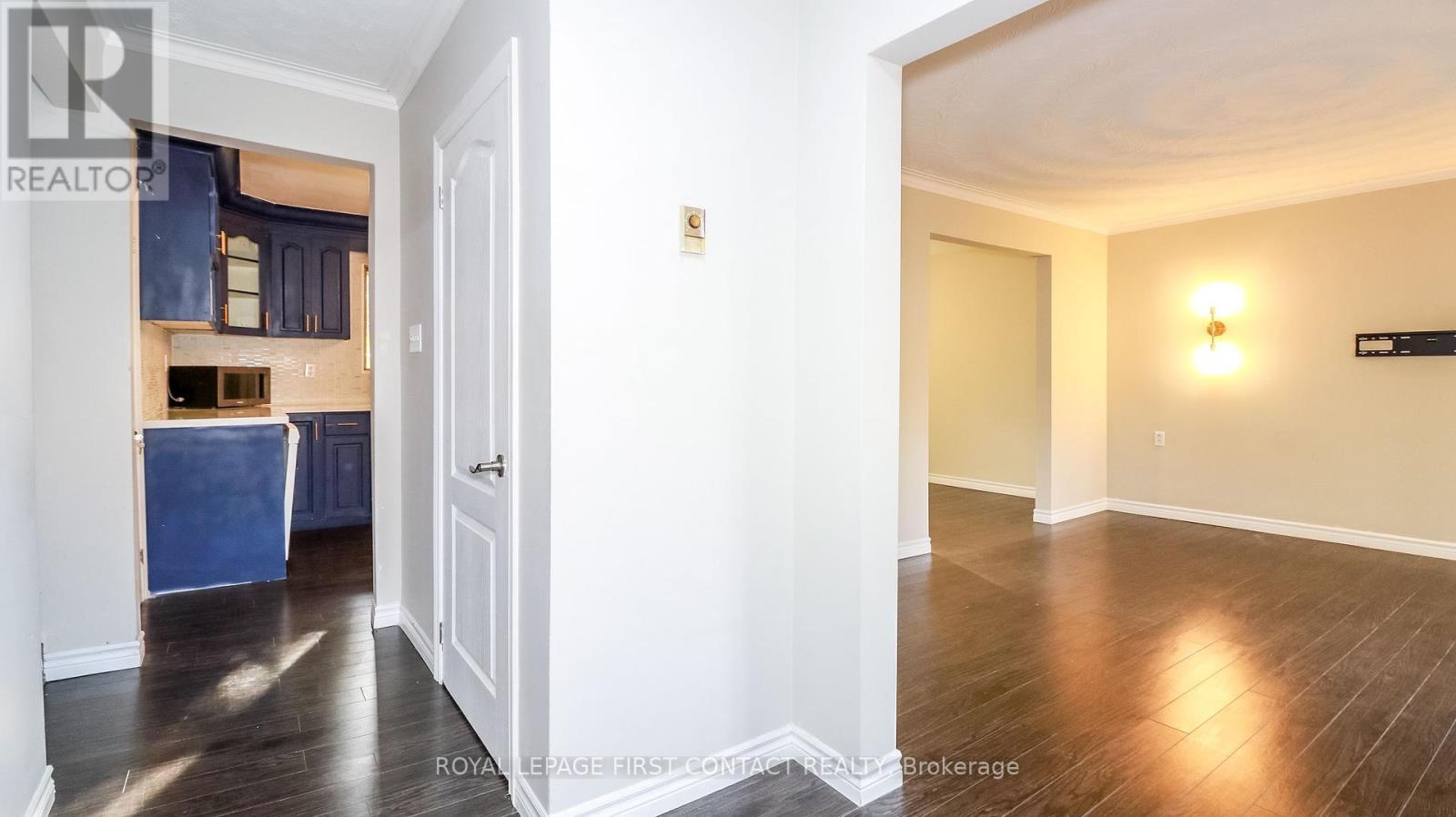 18 Kennedy Drive, Kawartha Lakes, Ontario  K0M 1N0 - Photo 4 - X12241946