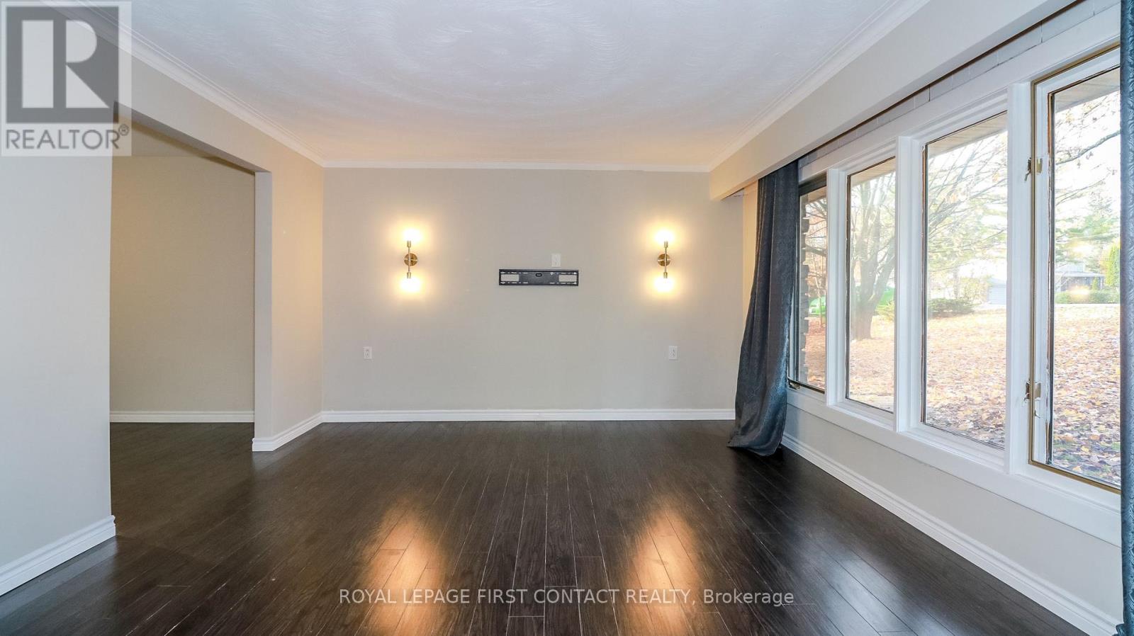 18 Kennedy Drive, Kawartha Lakes, Ontario  K0M 1N0 - Photo 6 - X12241946