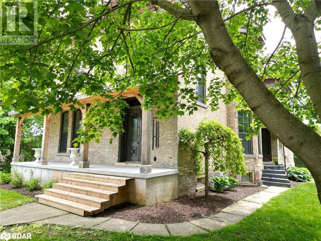 Property at 150 WELLINGTON Street E image 5