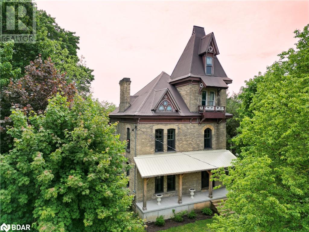 Property at 150 WELLINGTON Street E image 1