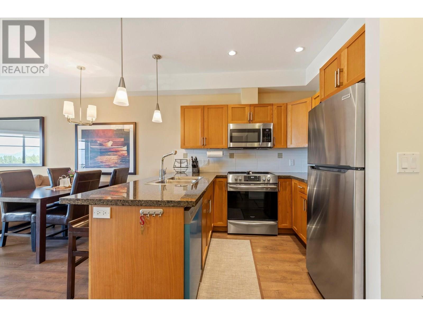 Property at 3205 Skyview Lane Unit# 311 image 5