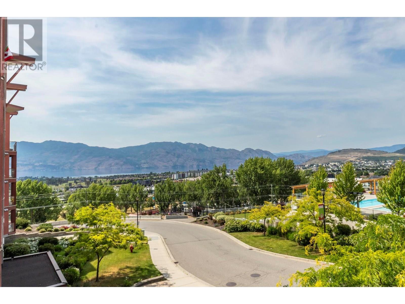 Property at 3205 Skyview Lane Unit# 311 image 3
