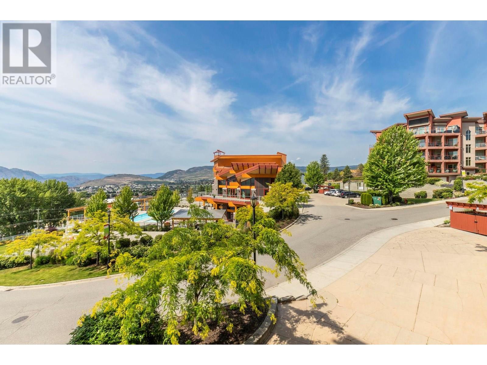 Property at 3205 Skyview Lane Unit# 311 image 4