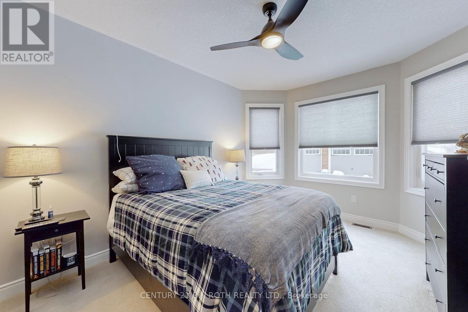 157 Mary Street, Clearview, Ontario  L0M 1G0 - Photo 25 - S12179255