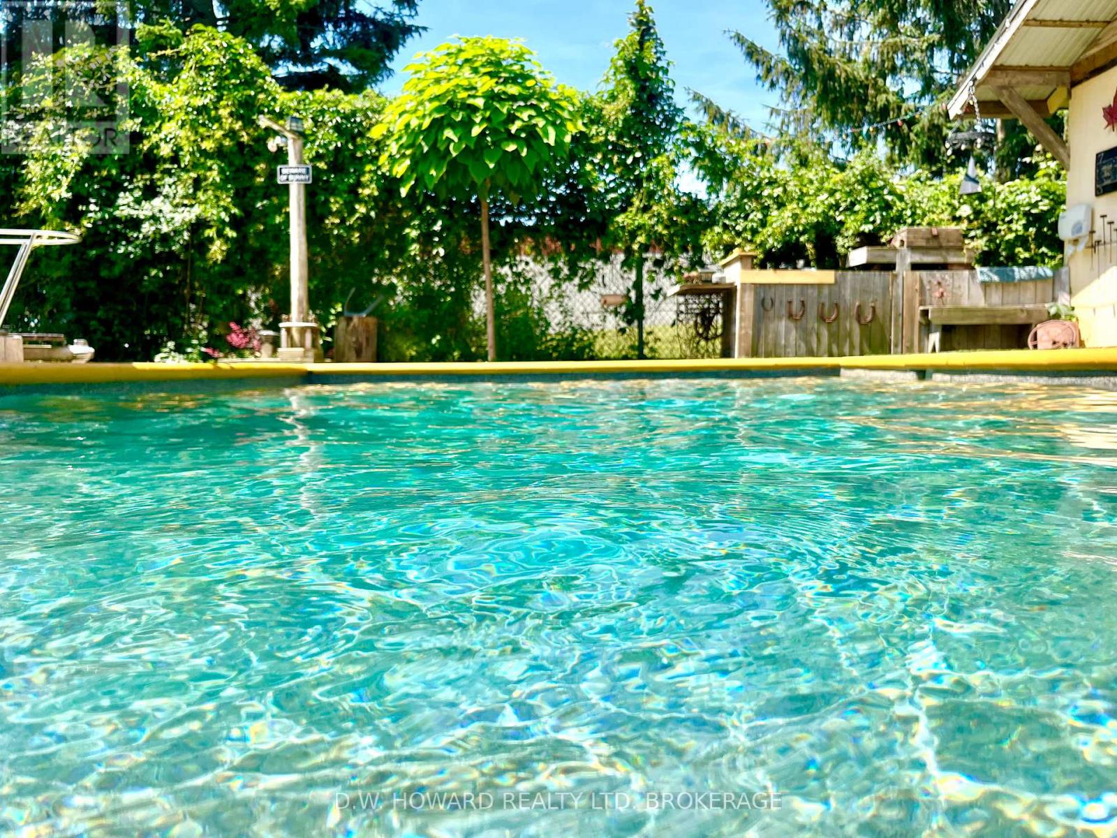 3816 Crystal Beach Drive, Fort Erie (Crystal Beach), Ontario  L0S 1B0 - Photo 36 - X12216147