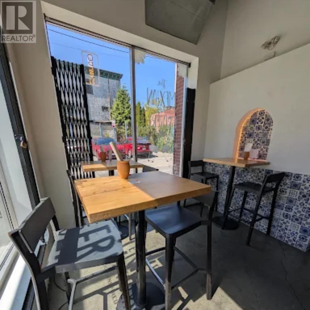 219 Union Street, Vancouver, British Columbia  V6A 4C3 - Photo 5 - C8069495