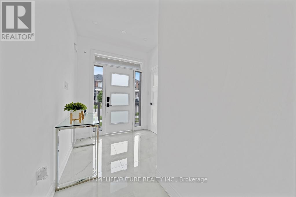 Property at 126 BOUNDARY BOULEVARD image 4