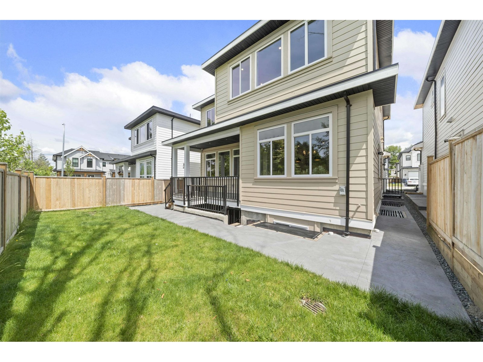 7527 205 Street, Langley, British Columbia V2Y 1V5 - Photo 34 - R3018752