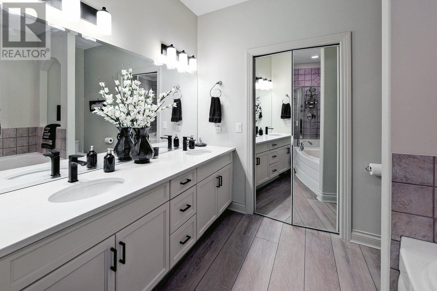 4100 Gallaghers Parkland Drive Unit# 18, Kelowna, British Columbia  V1W 3Z8 - Photo 35 - 10353503