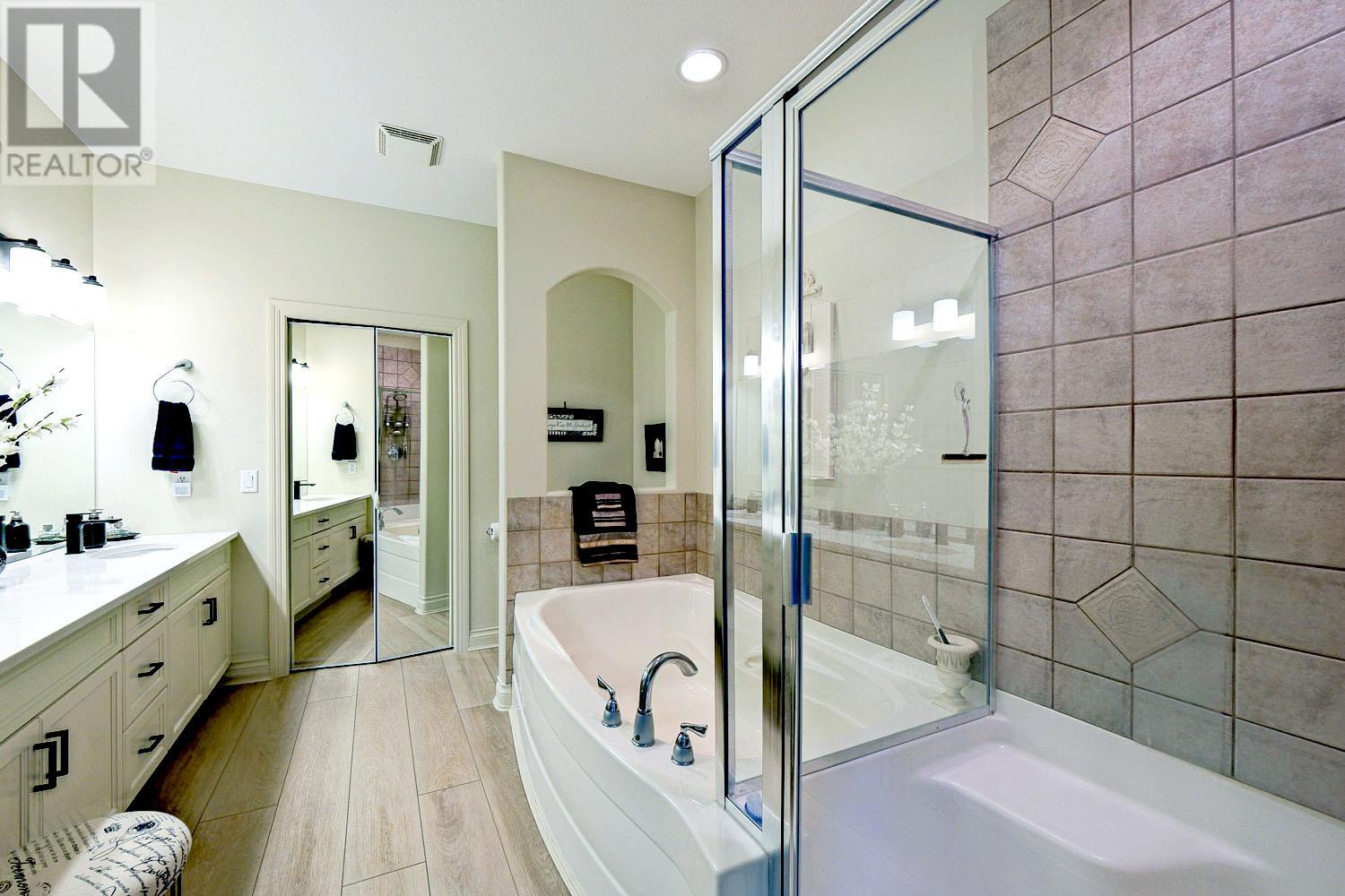 4100 Gallaghers Parkland Drive Unit# 18, Kelowna, British Columbia  V1W 3Z8 - Photo 37 - 10353503