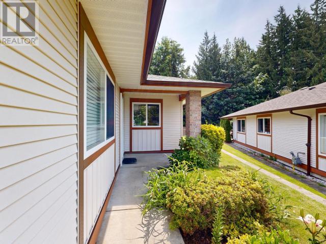 Property at 4-4897 ONTARIO AVE image 1