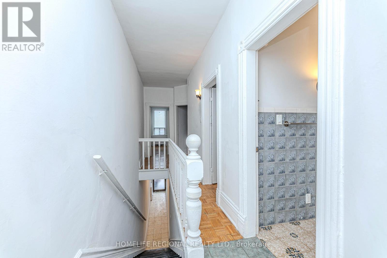 2nd Floor - 1573 Dundas Street W, Toronto, Ontario  M6K 1T9 - Photo 11 - C12242110