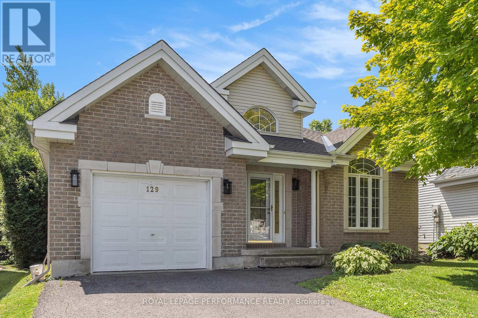 Property at 129 BEAUMONT AVENUE image 2