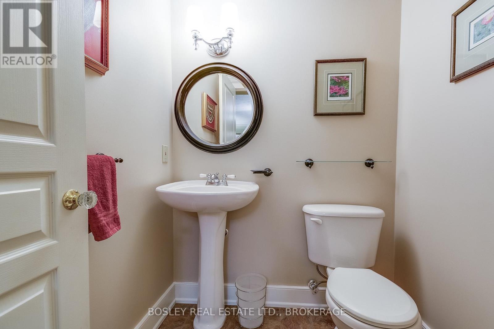 670 King Street, Niagara-On-The-Lake (Town), Ontario  L0S 1J0 - Photo 11 - X12242263