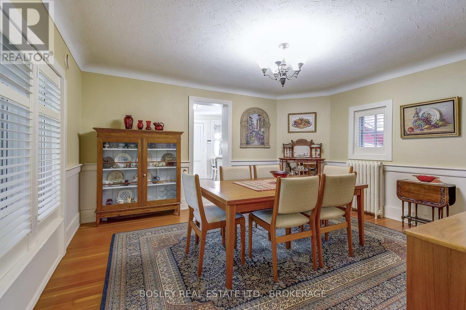 670 King Street, Niagara-On-The-Lake (Town), Ontario  L0S 1J0 - Photo 17 - X12242263