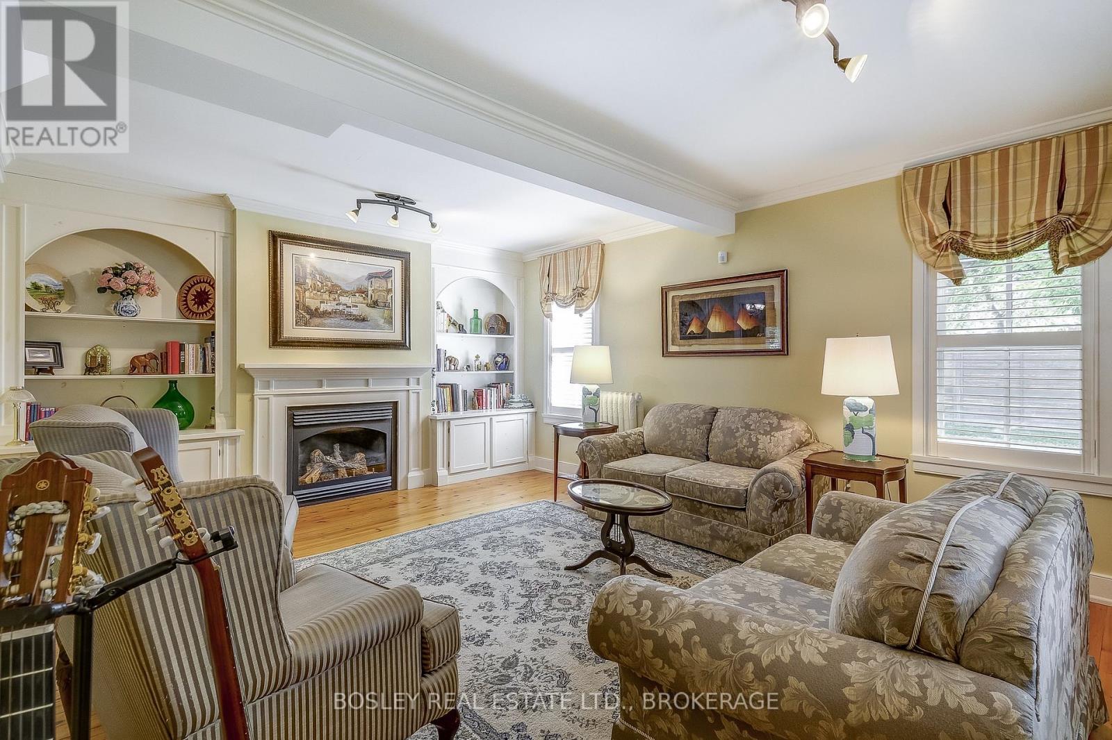 Property at 670 KING STREET image 5