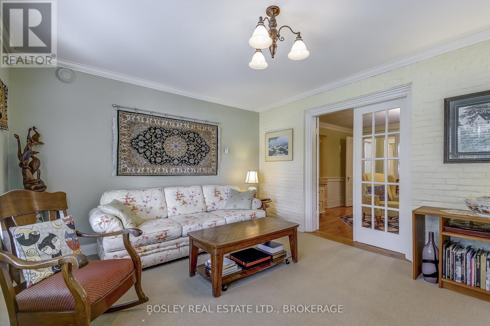 670 King Street, Niagara-On-The-Lake (Town), Ontario  L0S 1J0 - Photo 9 - X12242263