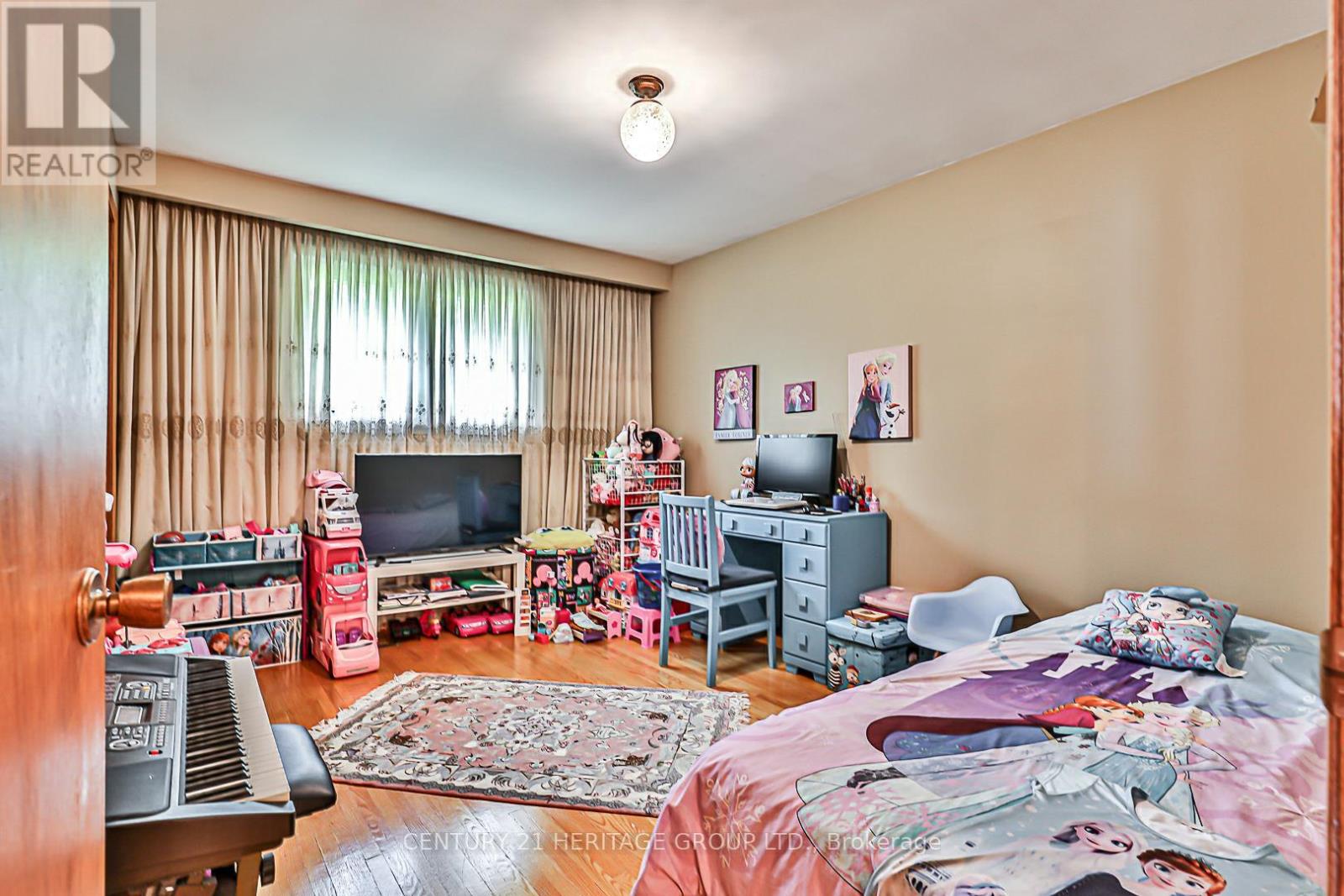 40 Weldrick Road W, Richmond Hill, Ontario  L4C 3T8 - Photo 13 - N12242140