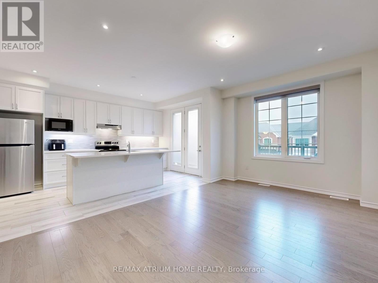 Property at 79 THERMA CRESCENT image 3