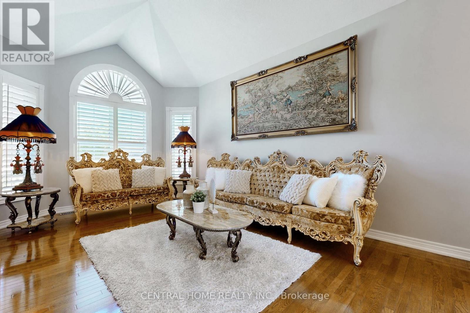 Property at 49 FERNCROFT DRIVE image 2