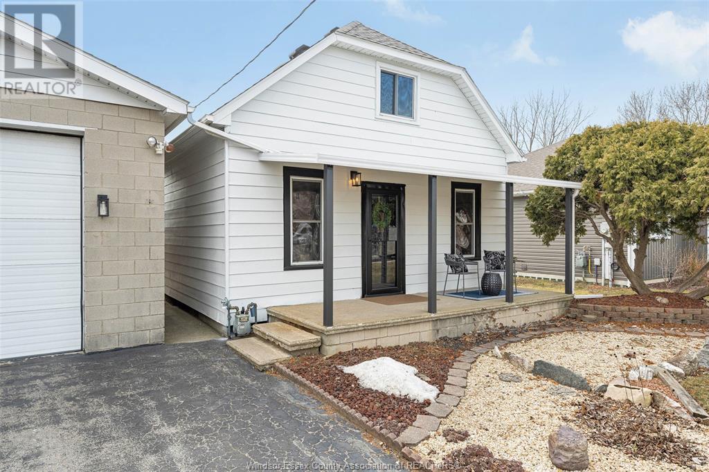 Property at 366 ST.CHARLES image 4