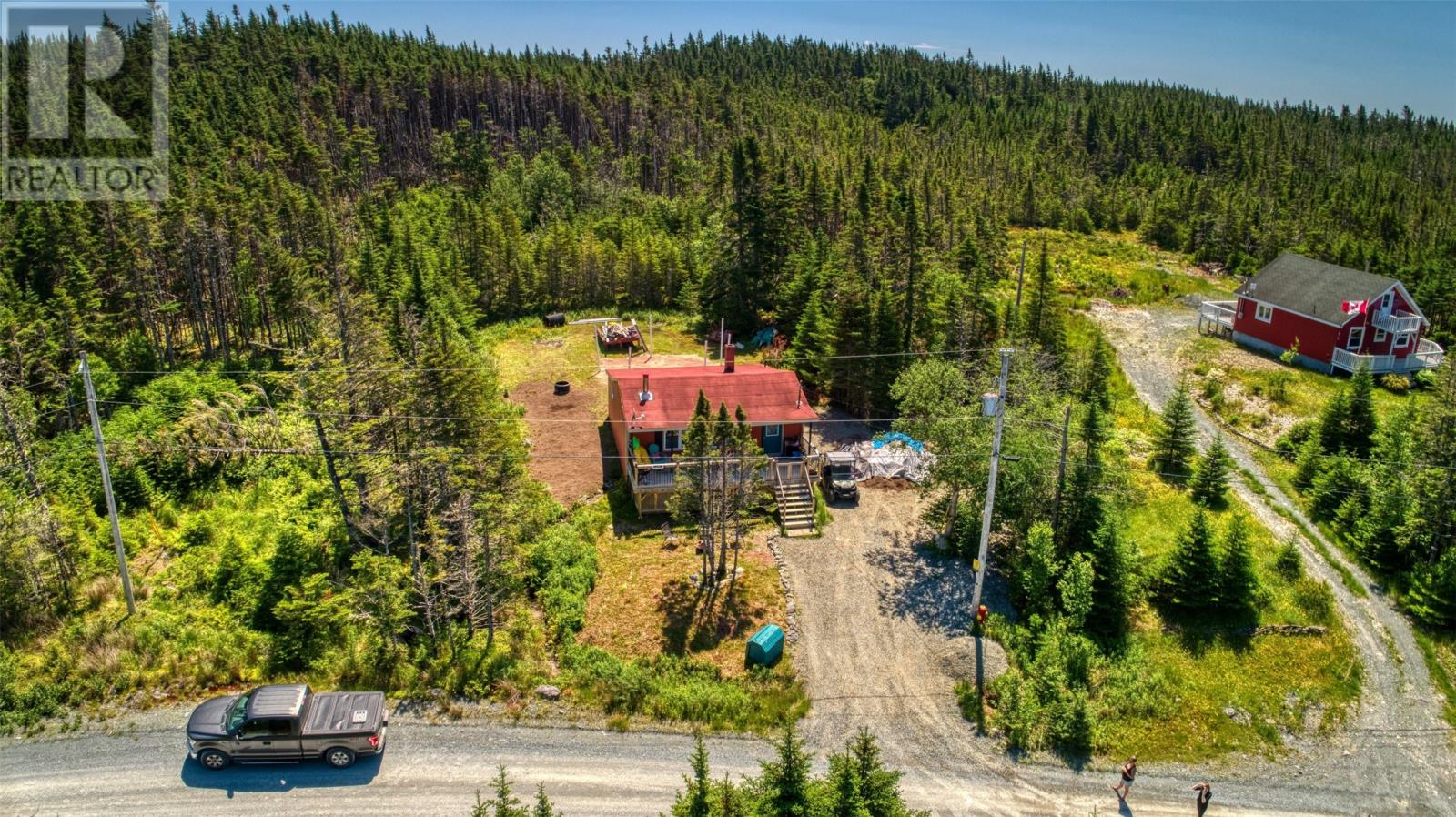 Property at 215 Vineland Road image 3