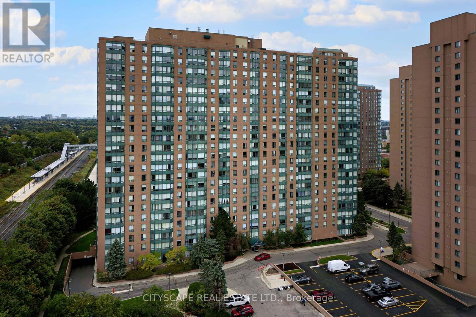 1806 - 135 HILLCREST AVENUE, Mississauga, Ontario