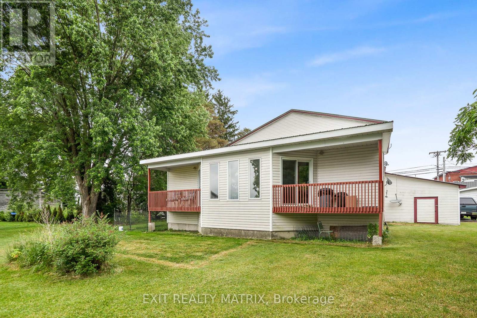 53 Labrosse Street, North Stormont, Ontario  K0C 1W0 - Photo 43 - X12242331