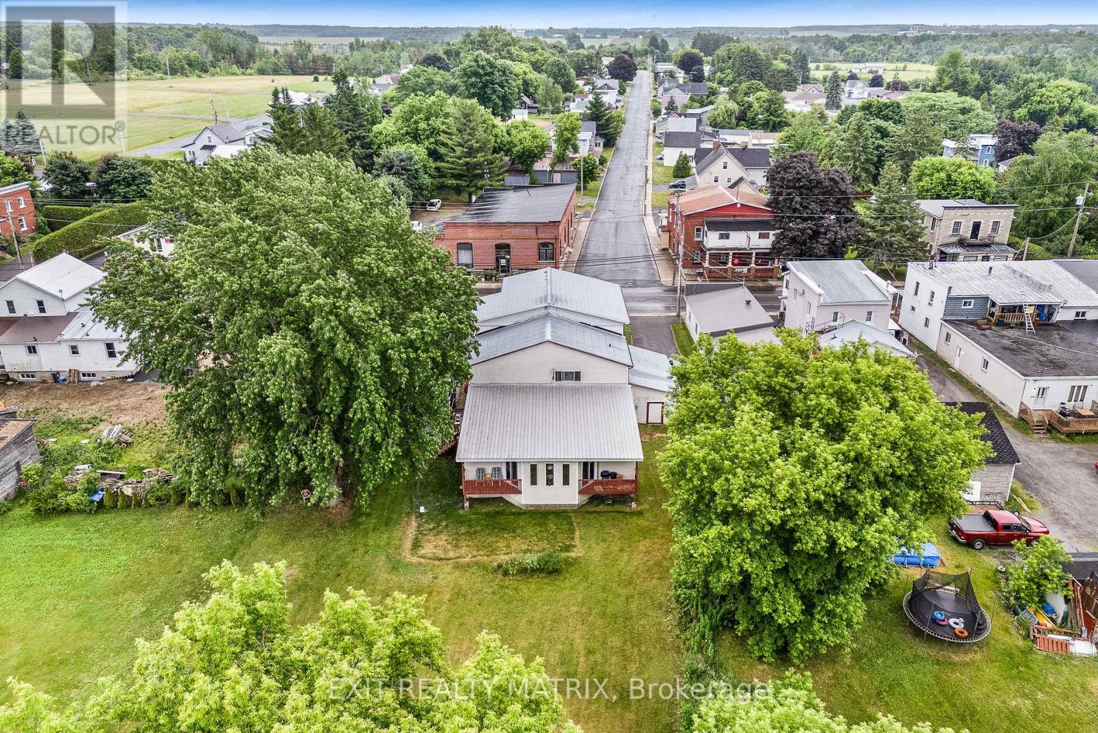 53 Labrosse Street, North Stormont, Ontario  K0C 1W0 - Photo 48 - X12242331