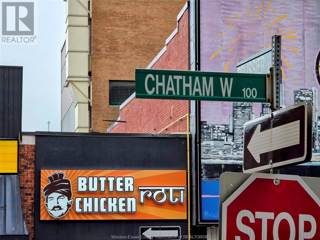 Property at 104 CHATHAM STREET West image 3