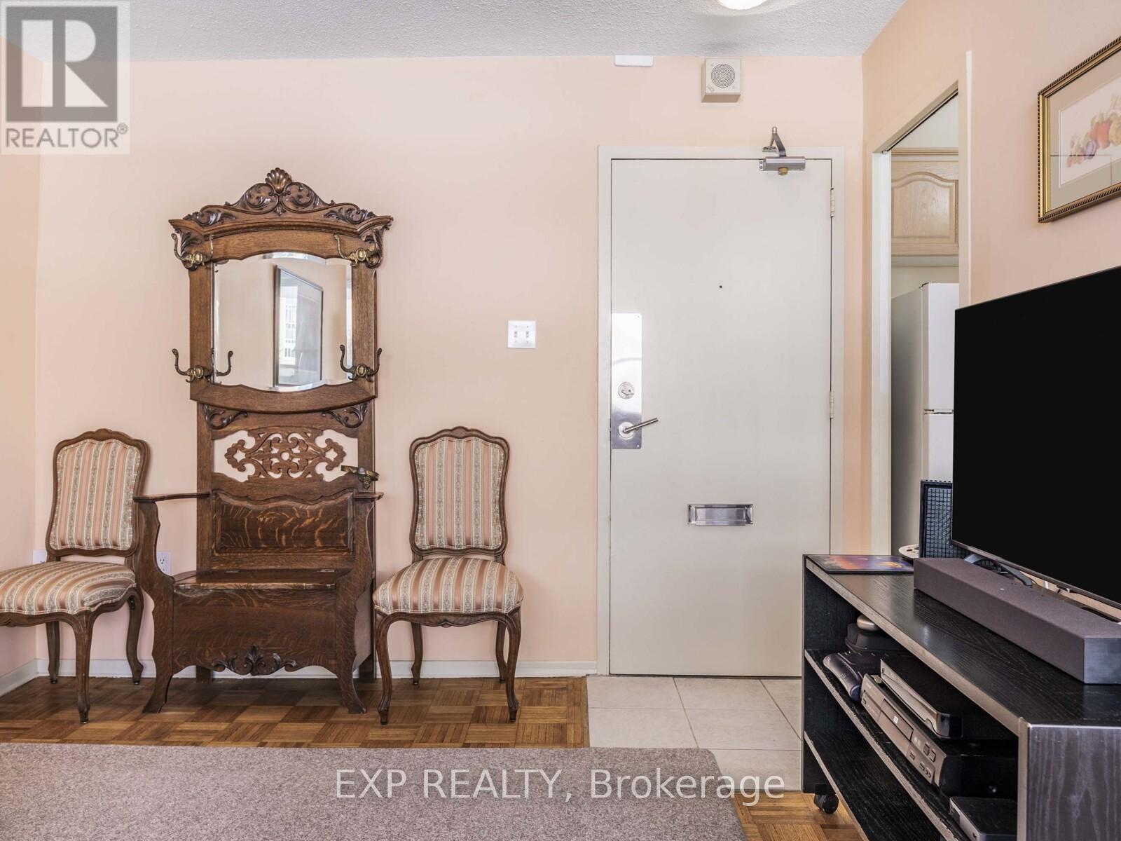 311 - 30 Gloucester Street, Toronto, Ontario  M4Y 1L6 - Photo 3 - C12242255