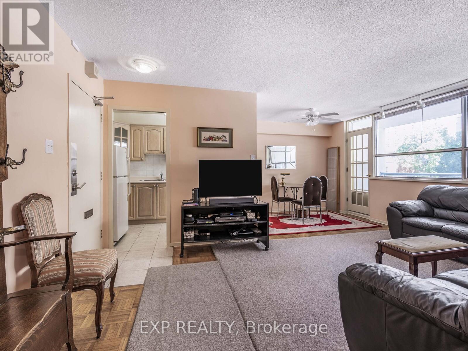 311 - 30 Gloucester Street, Toronto, Ontario  M4Y 1L6 - Photo 4 - C12242255