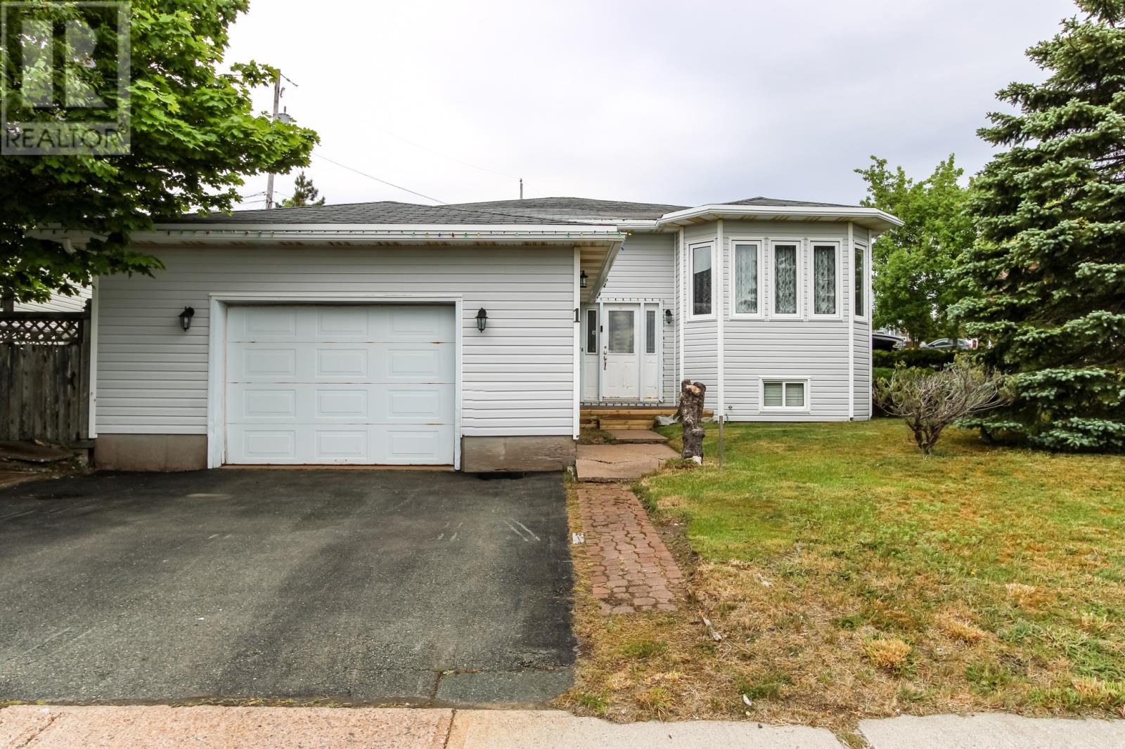 Property at 1 Creston Place image 1
