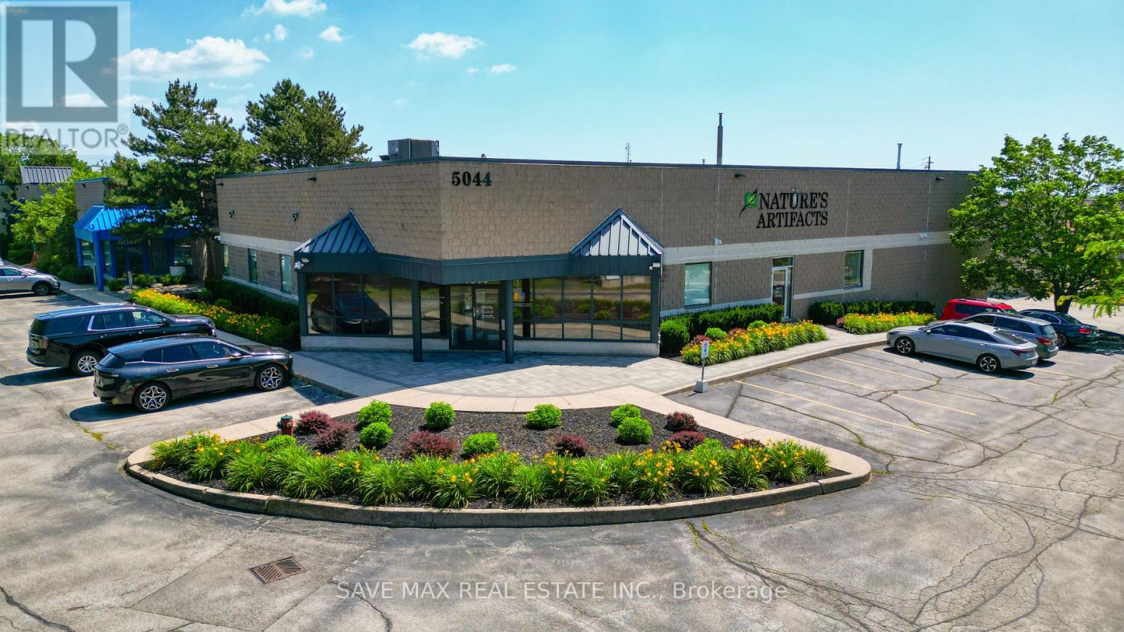 5044 South Service Road, Burlington, Ontario  L7L 5Y7 - Photo 2 - W12221146