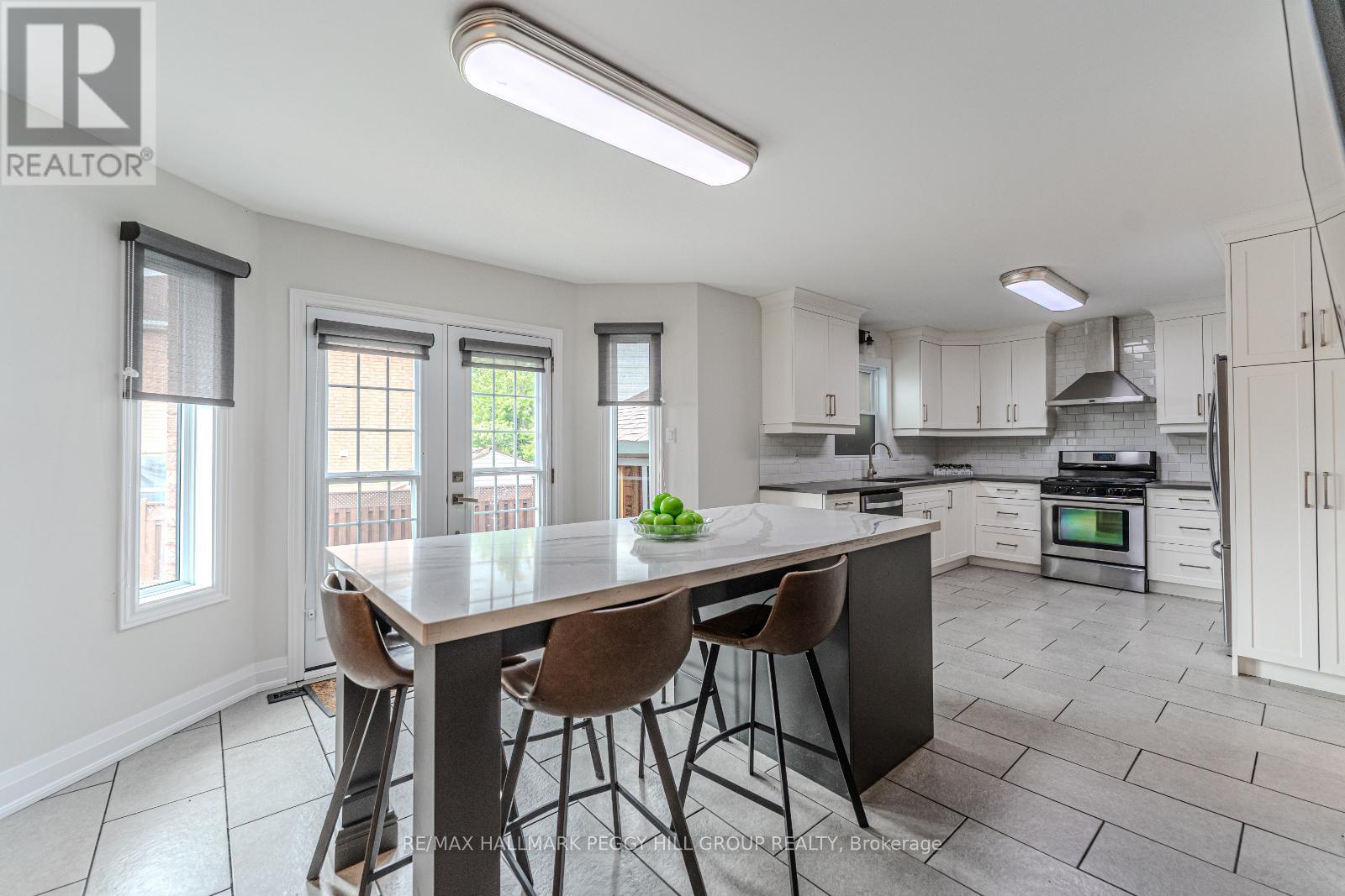 Property at 66 RAQUEL STREET image 3