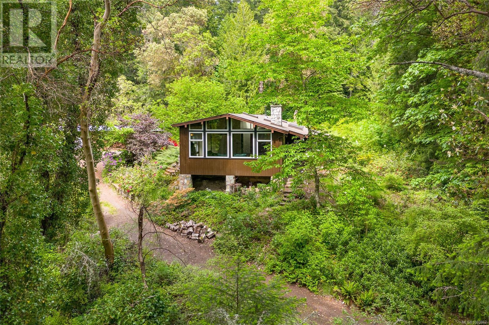 Property at 456 Sparton Rd image 3