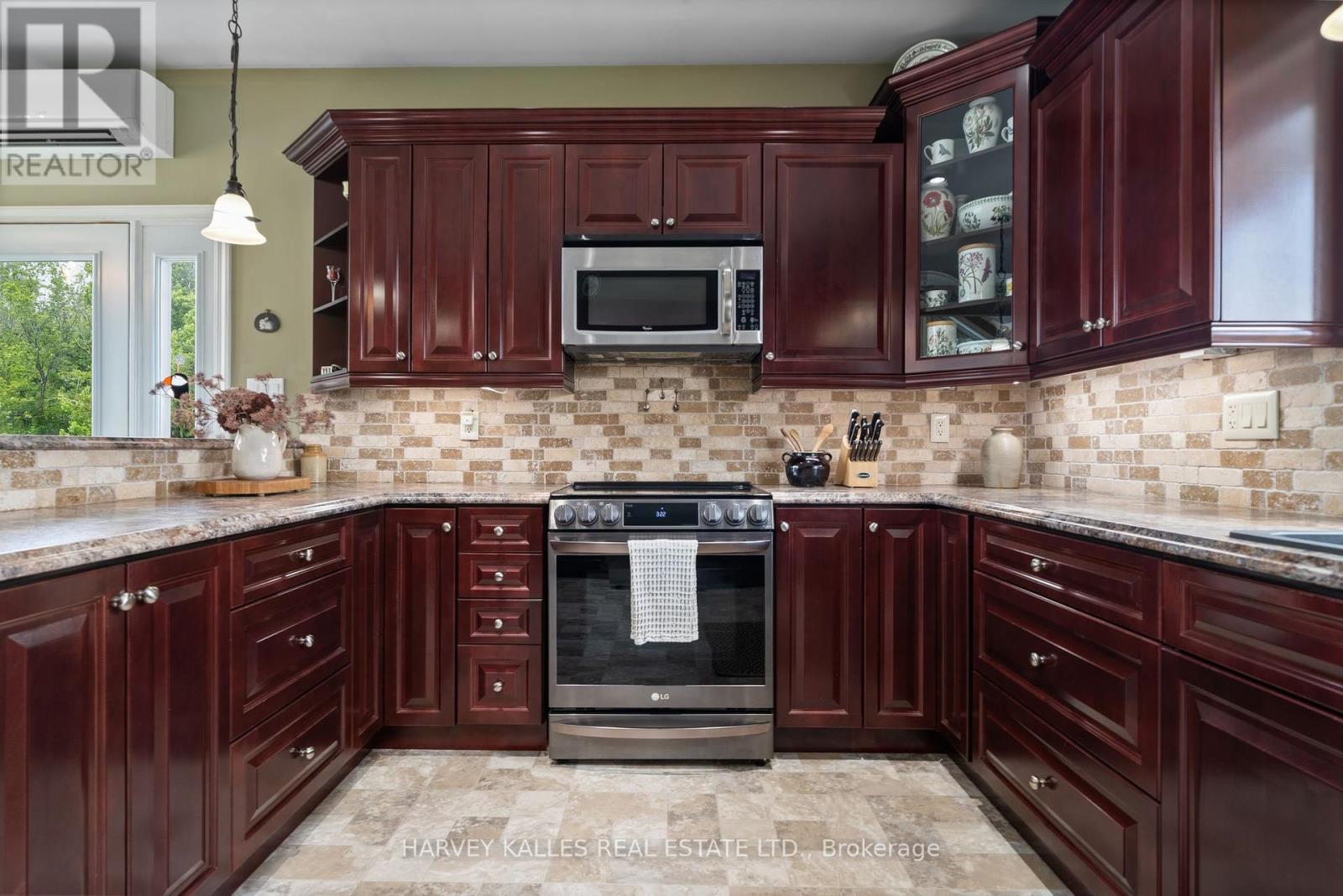 2535 County Road 13 Road, Prince Edward County (South Marysburgh), Ontario  K0K 2T0 - Photo 13 - X12242389