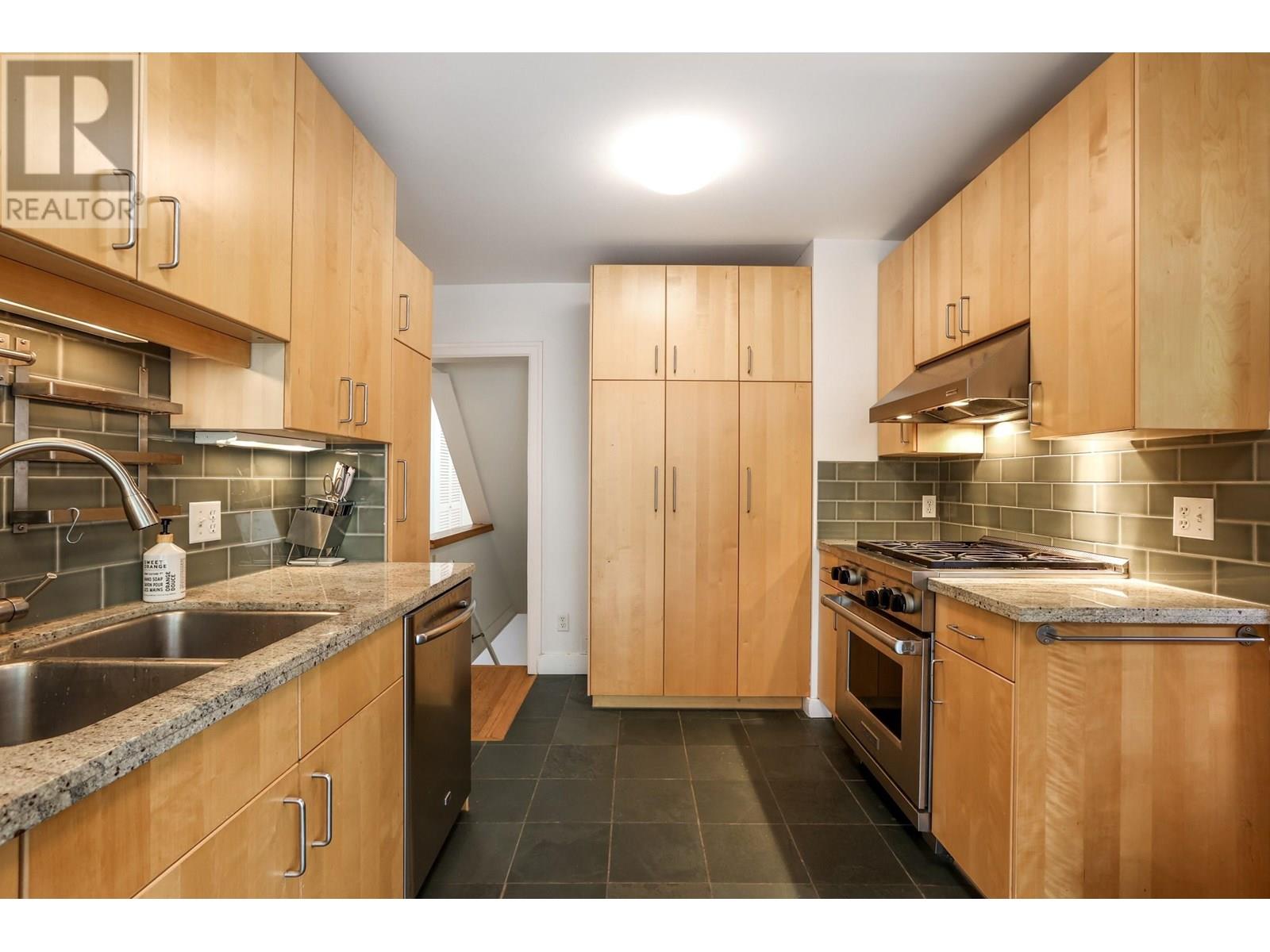 3962 W 22nd Avenue, Vancouver, British Columbia  V6S 1K1 - Photo 10 - R3018799