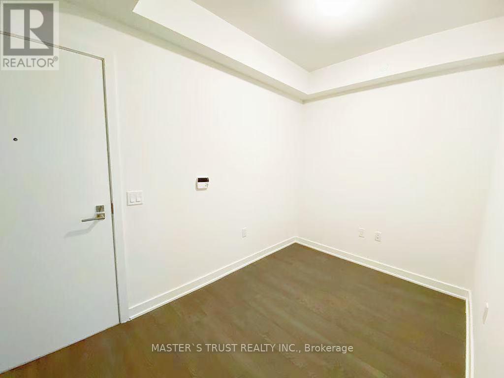 Property at 403 - 4699 GLEN ERIN DRIVE image 5