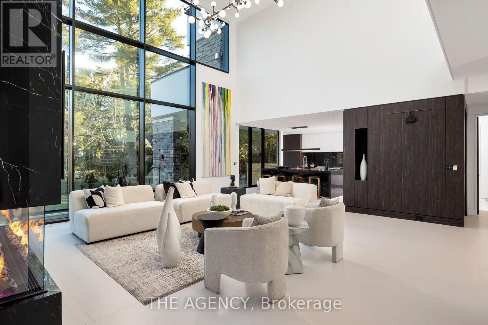 2048 Ardleigh Road, Oakville (Fd Ford), Ontario  L6J 4W8 - Photo 12 - W12239192