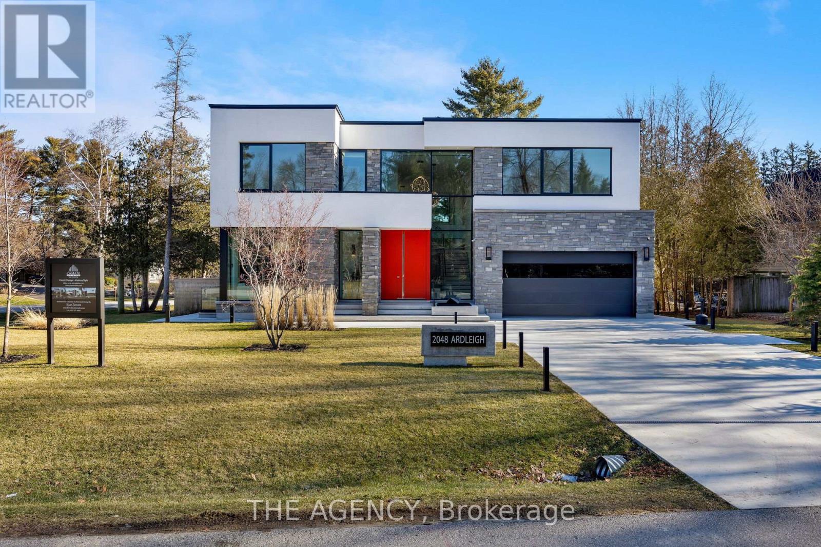 2048 ARDLEIGH ROAD, oakville (fd ford), Ontario