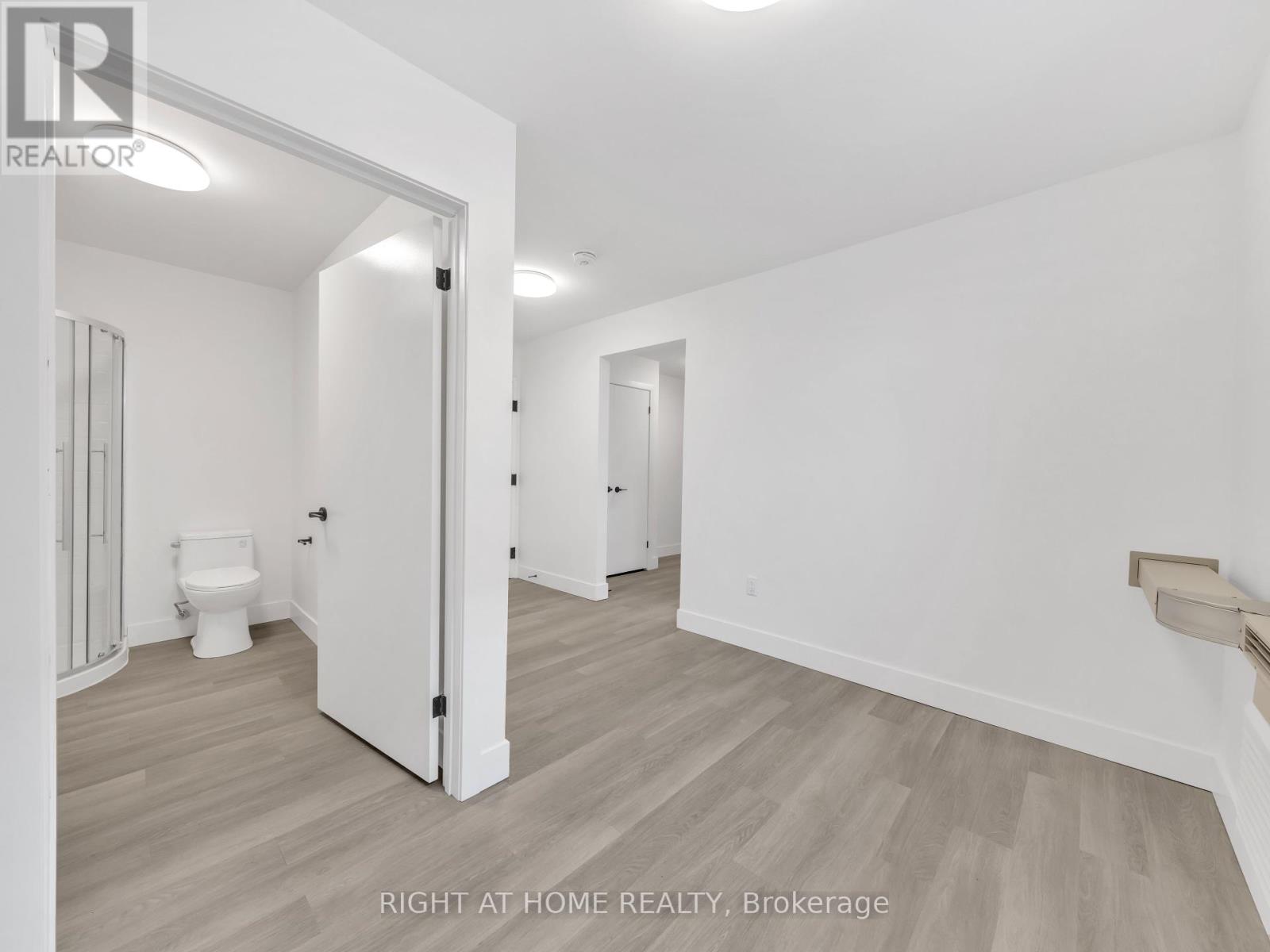 102 - 1804 Drouillard Road, Windsor, Ontario  N8W 3X5 - Photo 6 - X12242300