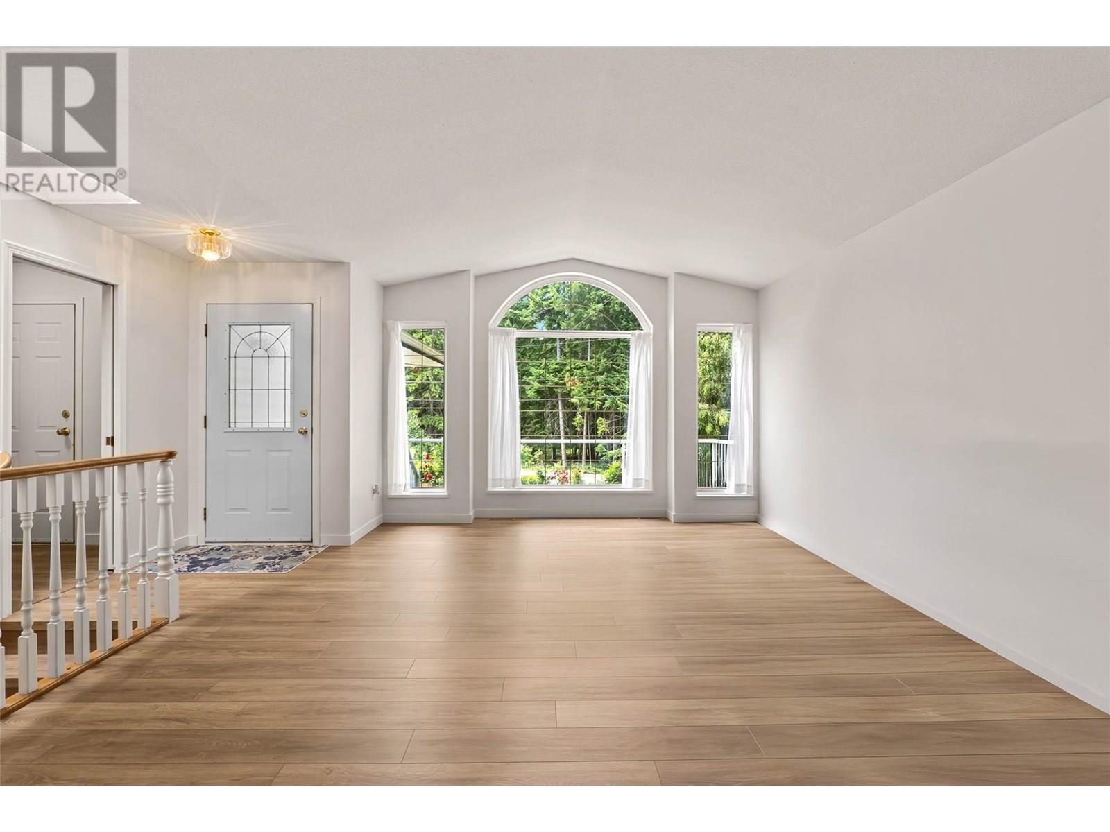 Property at 2610 Centennial Drive image 3