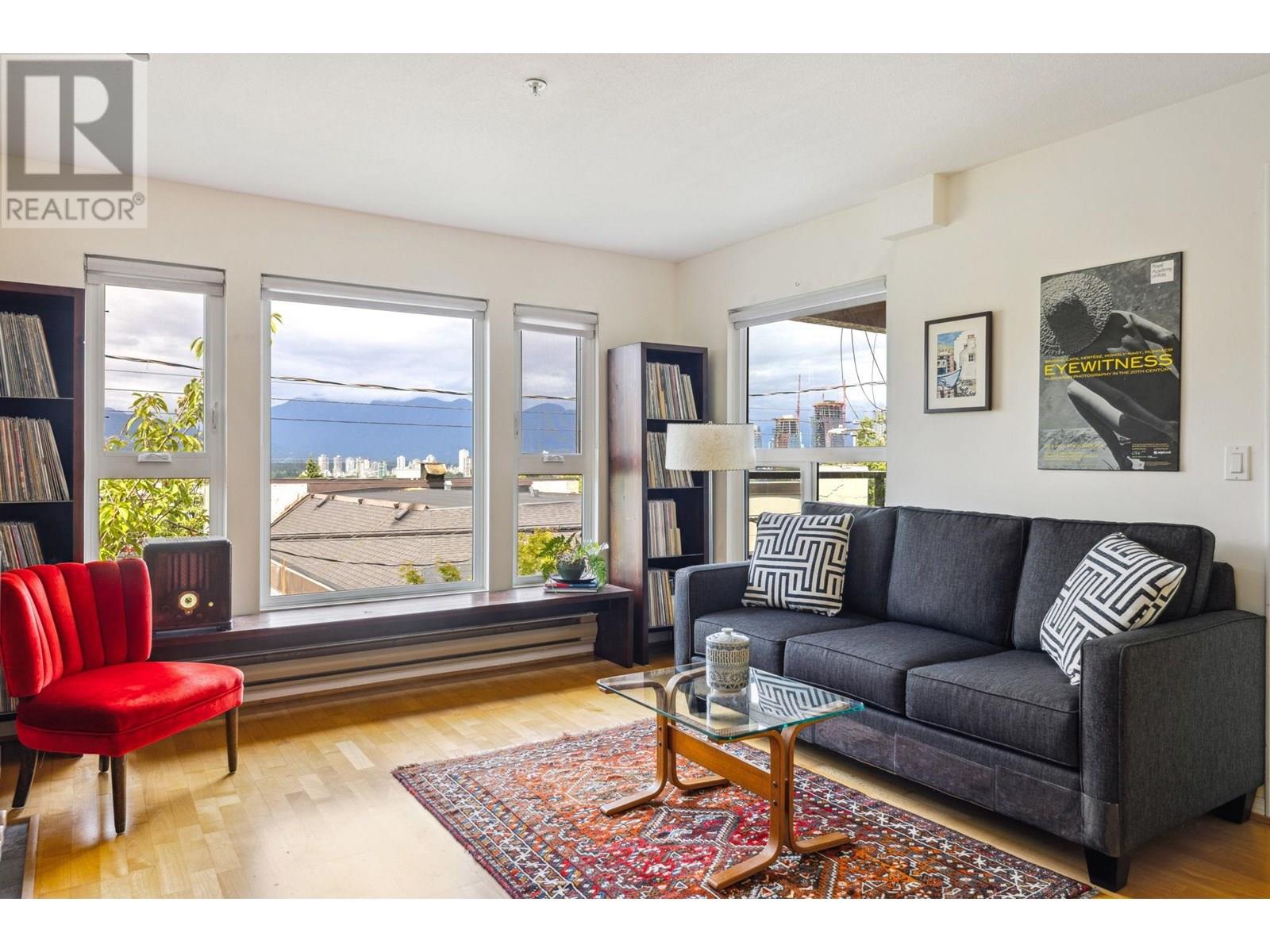 304 2121 W 5TH AVENUE, vancouver, British Columbia V6K1S1