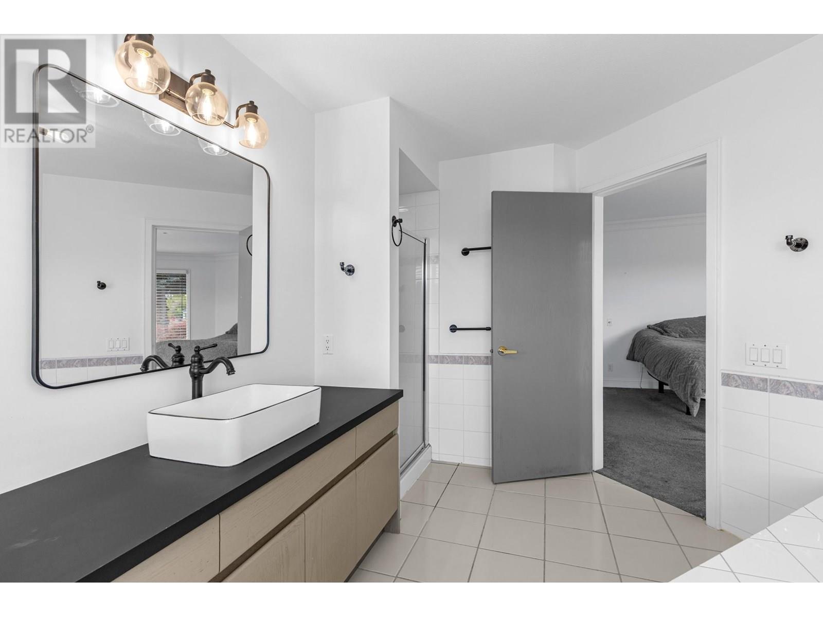 3784 Inglis Place, Peachland, British Columbia  V0H 1X2 - Photo 26 - 10353122